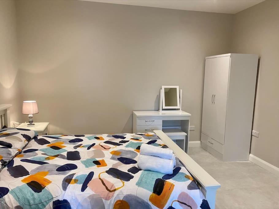 Erne Getaway No.8 Brand New 1 Bed Apartment Enniskillen Exteriér fotografie
