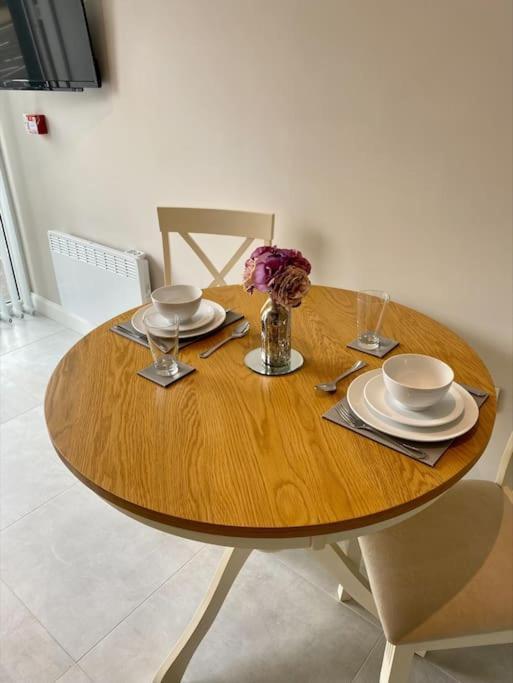 Erne Getaway No.8 Brand New 1 Bed Apartment Enniskillen Exteriér fotografie